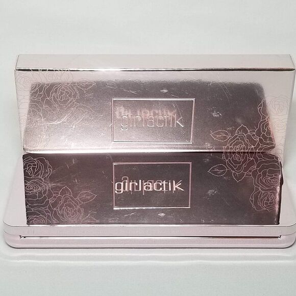 Girlactik - Blush Me & Glow Face Palette - Blush Me Medium - Picture 4 of 15